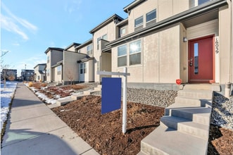 Building Photo - Modern 3BR Townhome in Avion | Pool, Hot Tub & Attached Garage