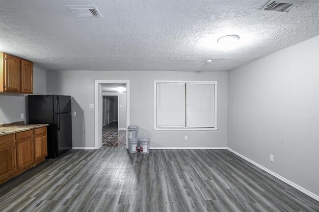 Building Photo - 3522 Stonham St