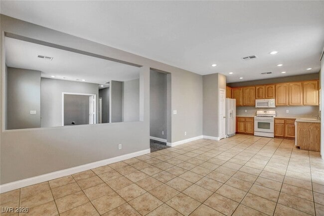 Building Photo - 3605 N Porch Swings Way