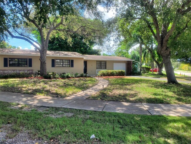 Building Photo - 9400 SW 180th St