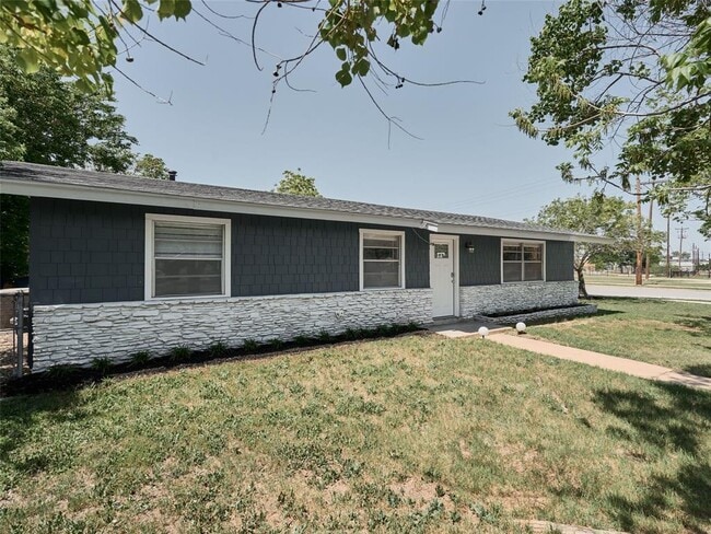 Building Photo - 7706 Delafield Ln