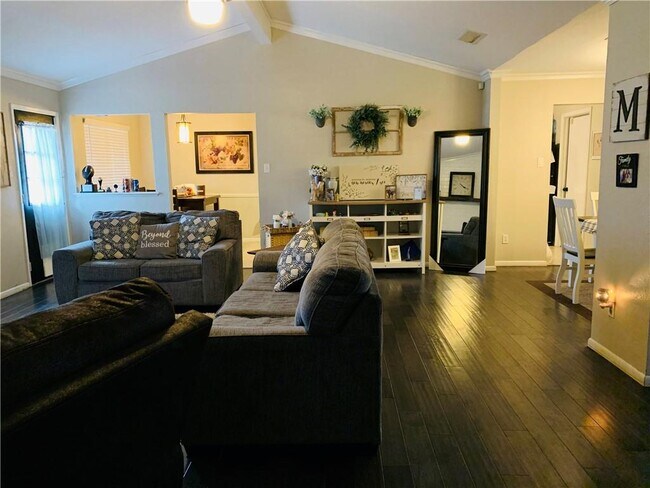 Building Photo - 5005 Goldeneye Dr