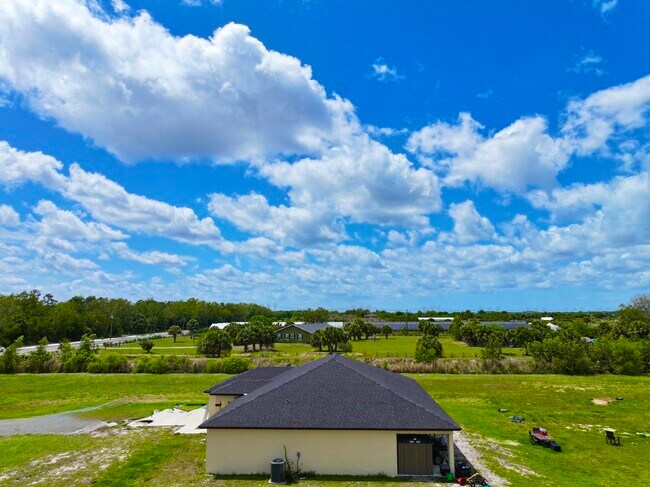 Building Photo - 20365 Marie Ct