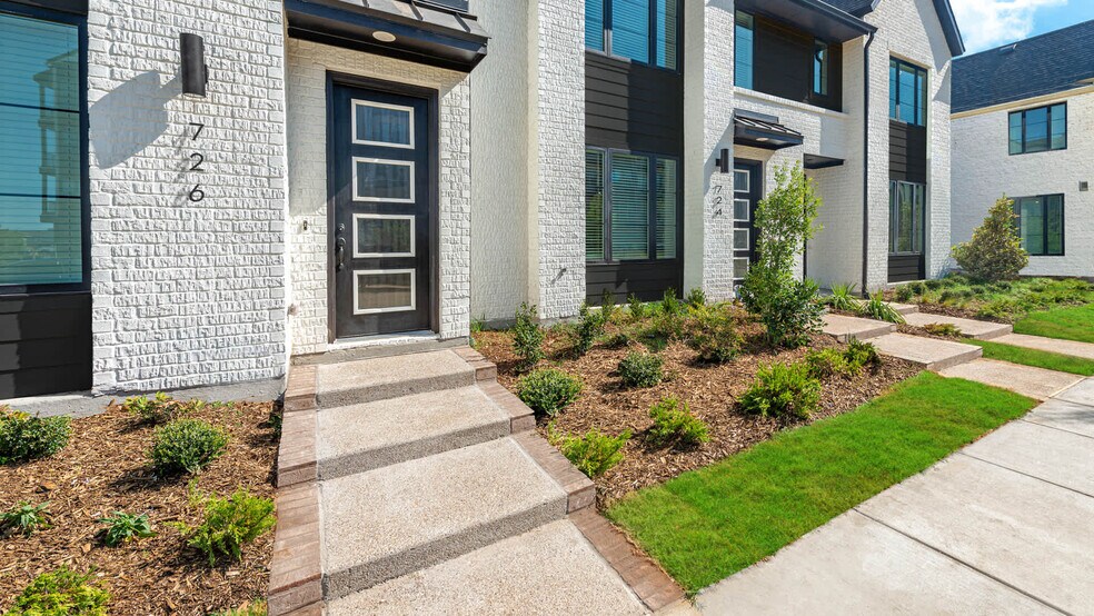 Exterior - The Louise Townhomes