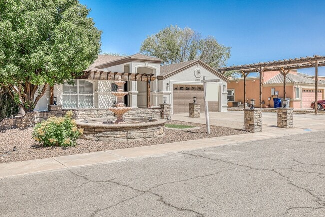 Building Photo - 5948 Anapaula Dr