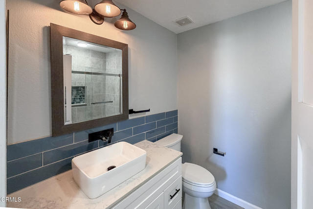 Building Photo - 4950 Nautilus St