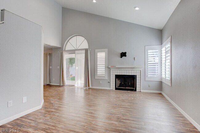 Building Photo - 7044 Morales Cir