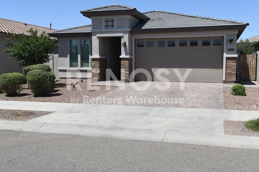 Building Photo - 9449 W Montecito Ave