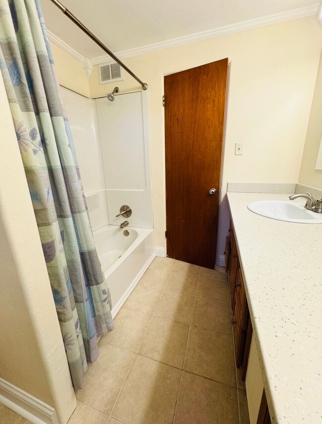 Building Photo - 3521 2nd Ave N