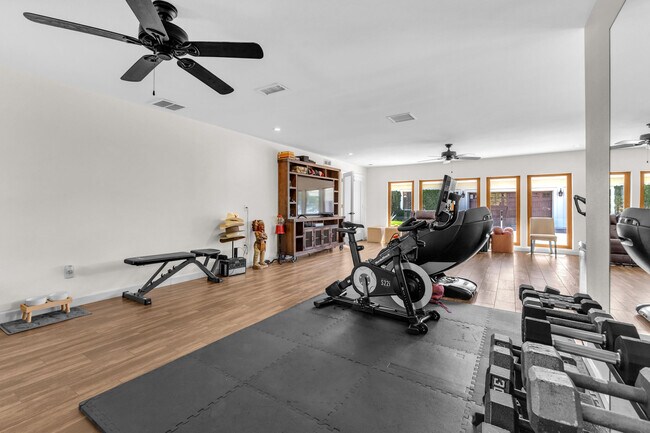 Building Photo - 80980 Vista Bonita Trail