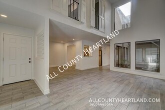 Building Photo - 2030 Three Stars Rd