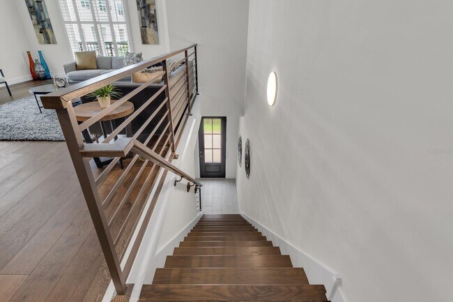 Building Photo - 474 Hazelnut Ct