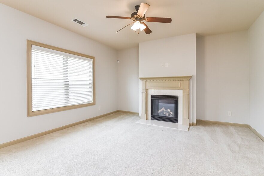 Building Photo - 3096 Montauk Hill Dr NE