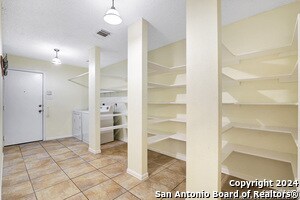 Building Photo - 8502 Cottage Park