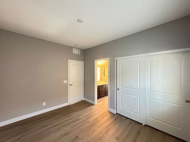 Building Photo - RIDGEHAVEN