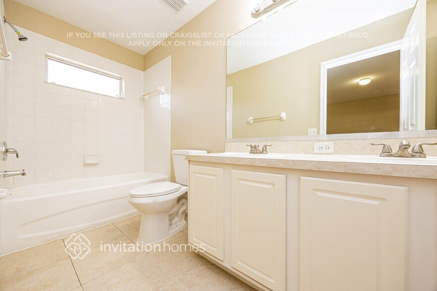 Building Photo - 11808 Brenford Crest Dr