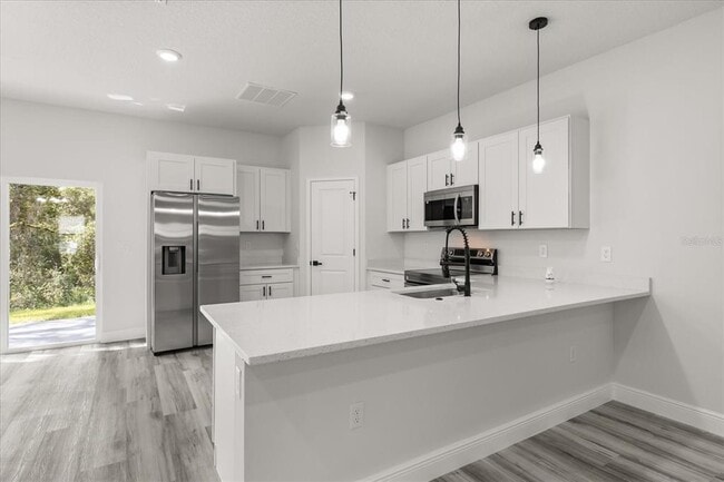 Building Photo - 6761 SW 151 Loop