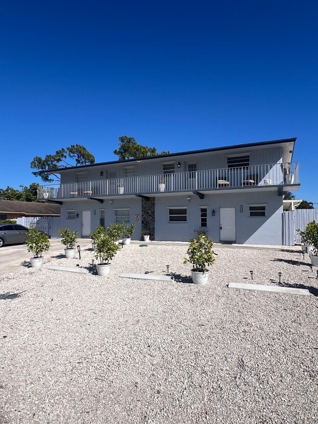 Building Photo - 1554 Citation Dr