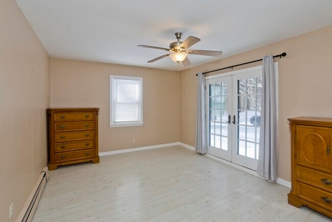 Building Photo - 159 N Monson Rd