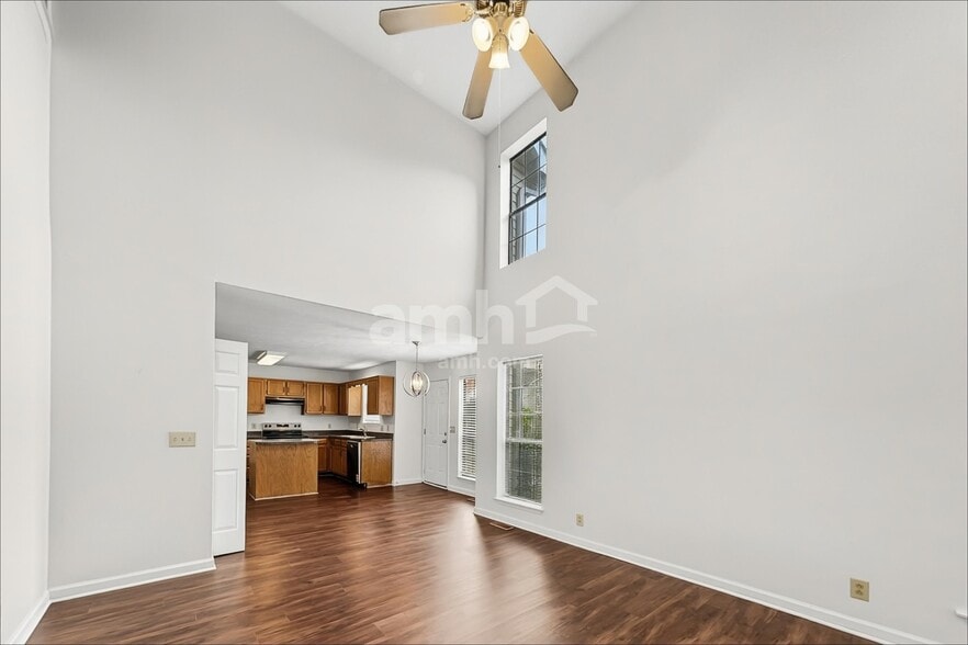 Building Photo - 3609 Applewood Ln