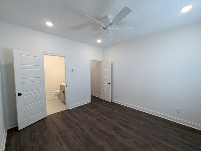 Building Photo - 514 Mdw Crst Cir