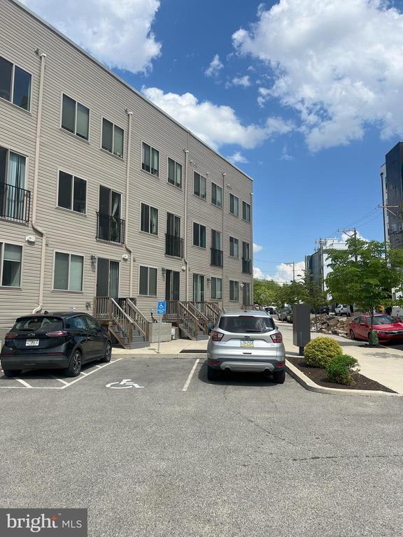 Building Photo - 3310 Mantua Ave