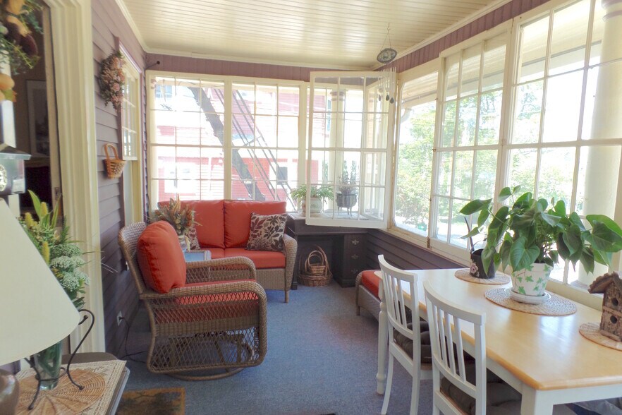 Front porch - 34 Capen St