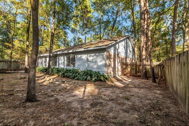 Building Photo - 11829 S Red Cedar Cir