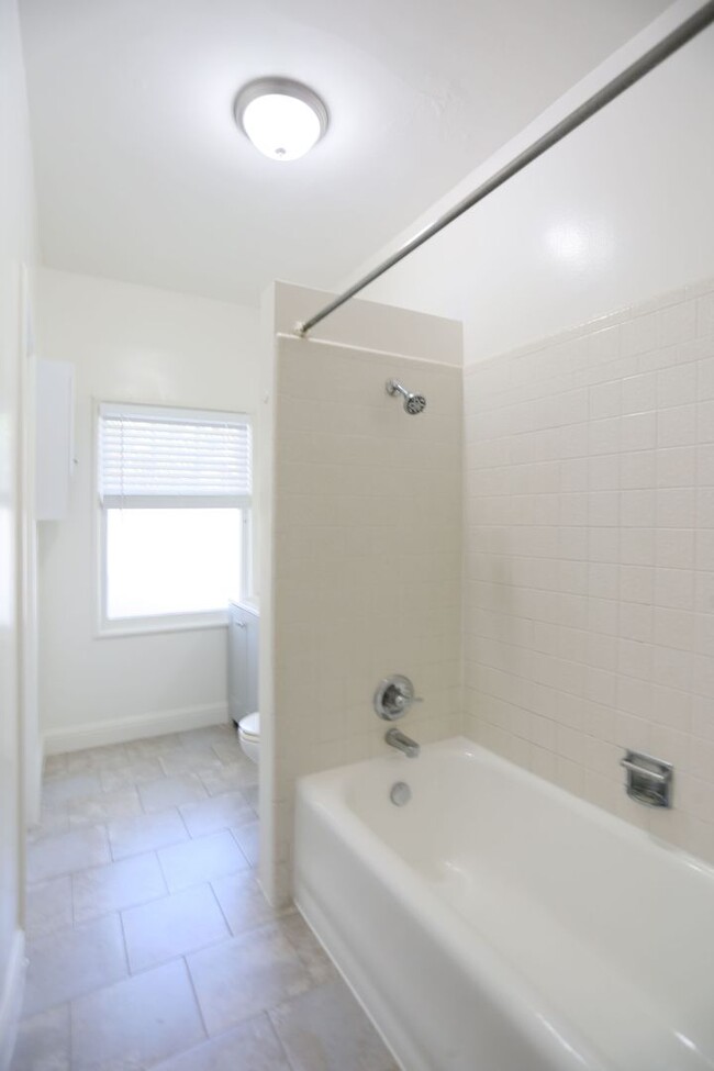 Building Photo - OPEN HOUSE: Sunday (5/4) 12:45pm-1:15pm. A...