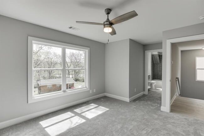 Building Photo - 1641 E Broad St