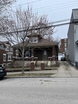 Building Photo - 336 Warner St