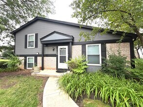 Building Photo - 1158 W Inverrary Ln