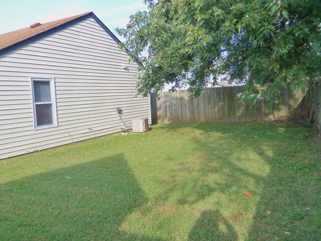 Building Photo - READY 07-15-26! Charming Rock Creek Ranch Home! Community Pool, Tennis Courts, & Playgrounds! Mus...