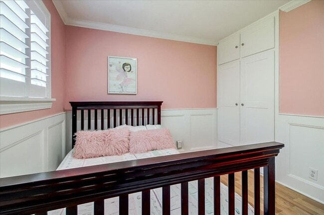 Building Photo - LOVELY 3 Bed/2 Bath Home in San Jose on a ...