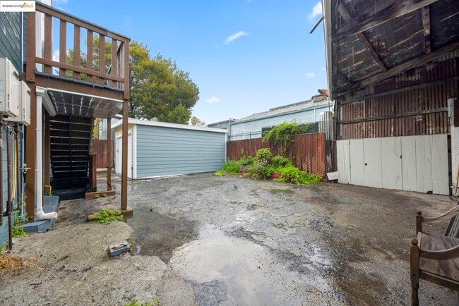 Building Photo - 685 37th St