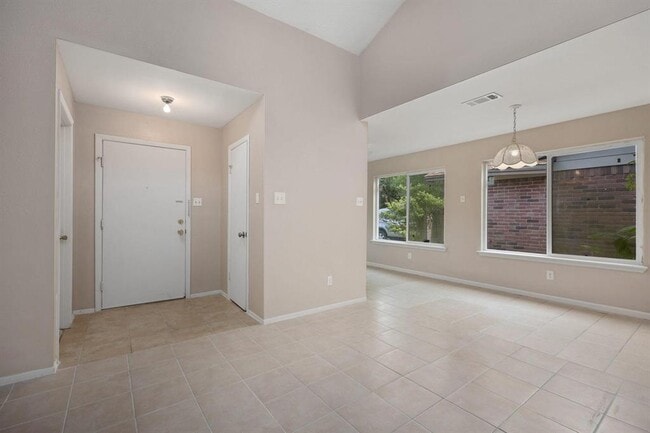 Building Photo - 12634 Monaco Rd