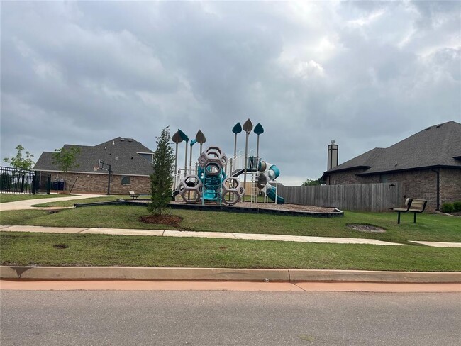 Building Photo - 5405 Carmel Crk Dr