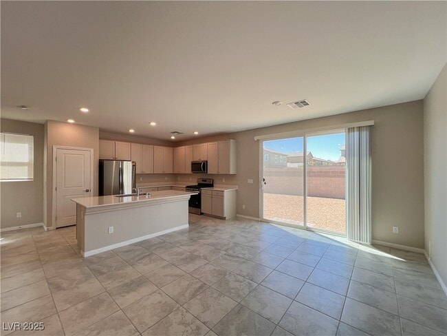 Building Photo - 7621 Mojave Wind Ave