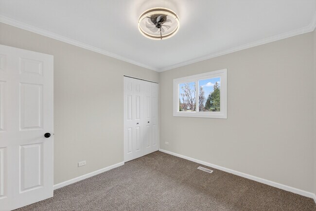 Building Photo - 500 Colgate Ct