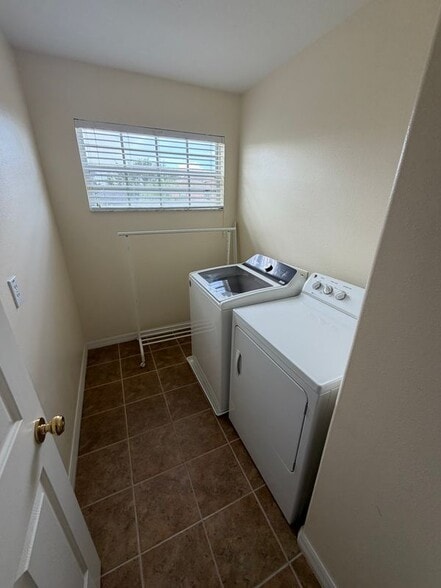 Building Photo - 31037 Baclan Dr