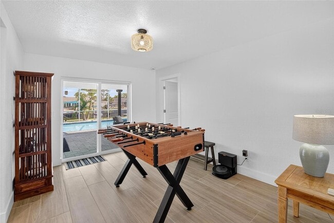 Building Photo - 6337 Cocoa Ln