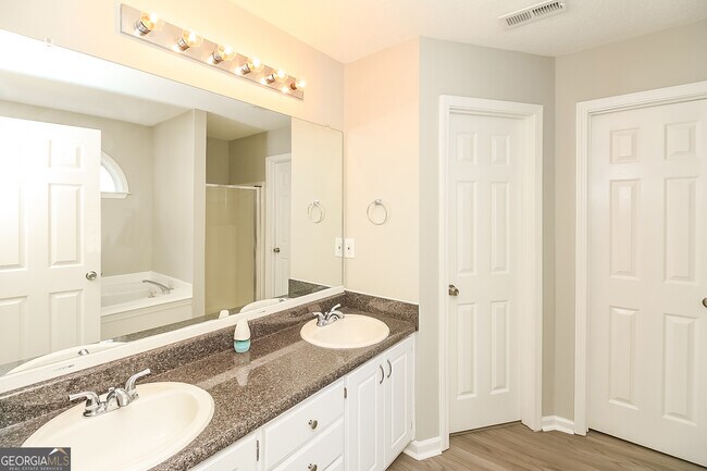 Building Photo - 1579 Isleworth Cir