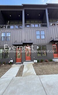 Building Photo - 3 Bed/3 Bath Townhome with Garage / Pet-Friendly / Available Now!