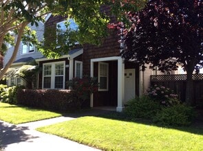 Building Photo - Upper Westside Santa Cruz Duplex