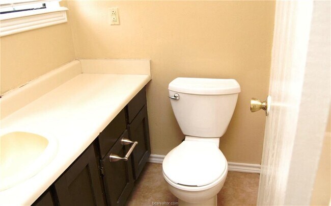 Building Photo - 205 Winter Park