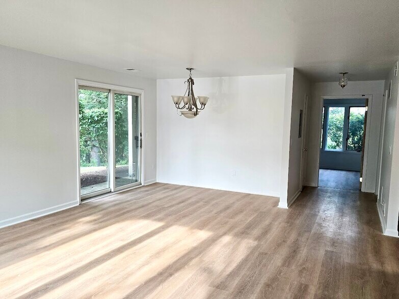 Beautiful laminate wood floors throughout - 45 Augusta Dr