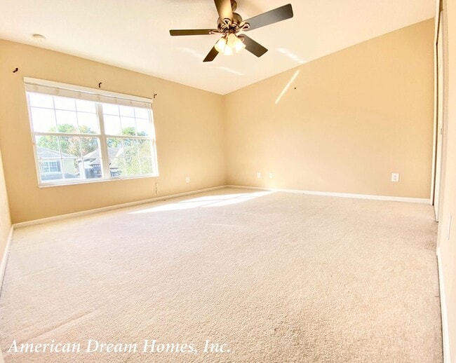 Building Photo - 10973 Willow Ridge Loop