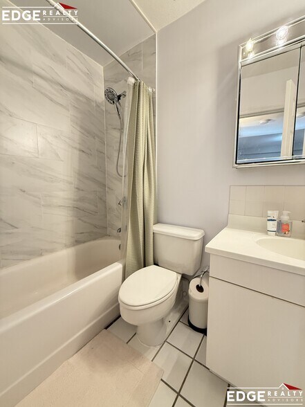 Building Photo - 59 Brainerd Rd