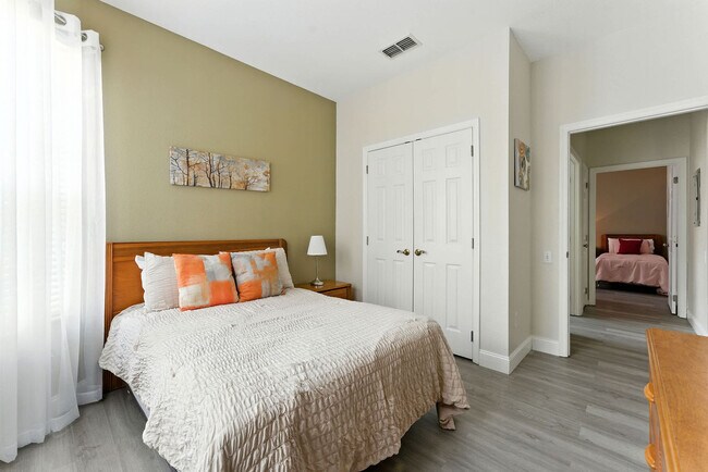 Building Photo - 8101 Coconut Pl