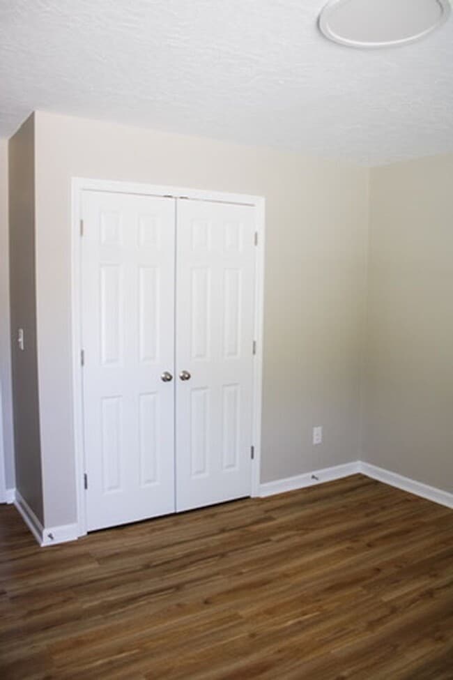 Building Photo - 211 Bundrum Dr NW